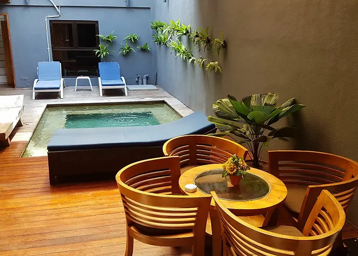 Kayun Downtown Hostel Kuta Lombok